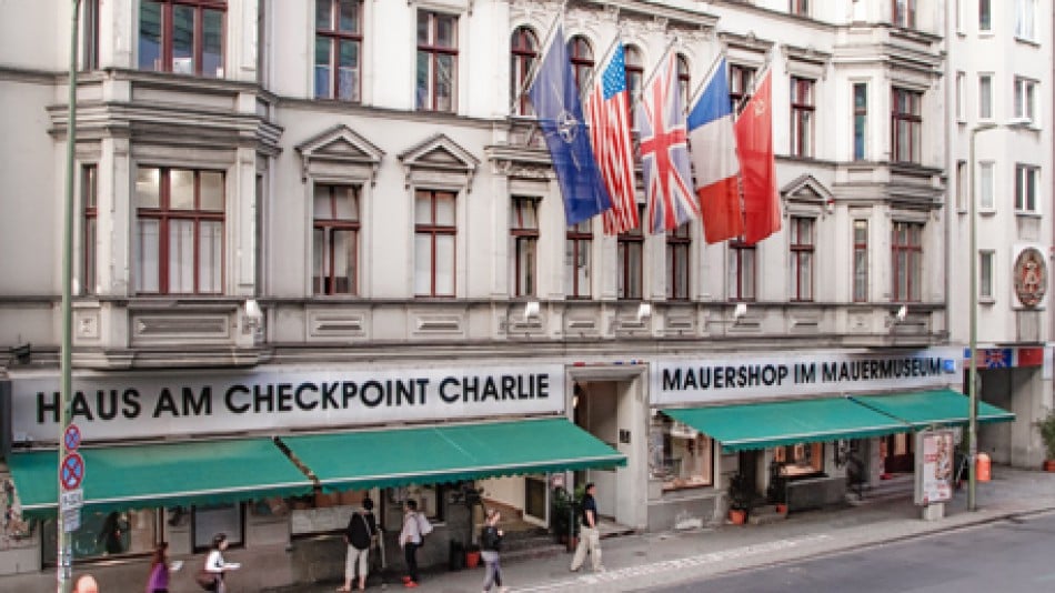 Checkpoint Charlie museum