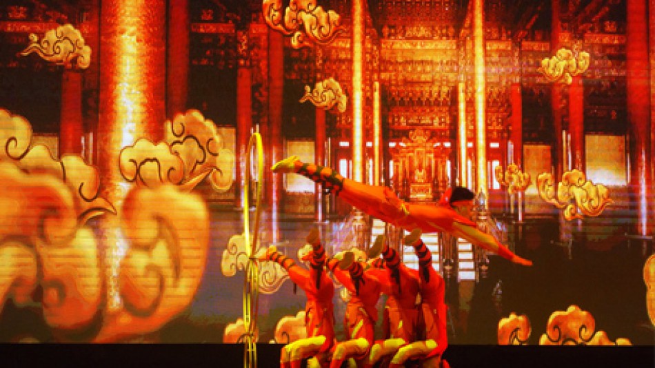 Chinese acrobatic show