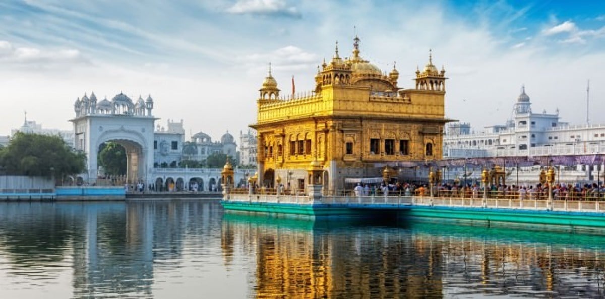 Northern India Buddhism and Sikhism school tour