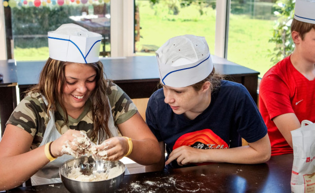 A Teacher’s Guide to Managing Allergies on School Trips 