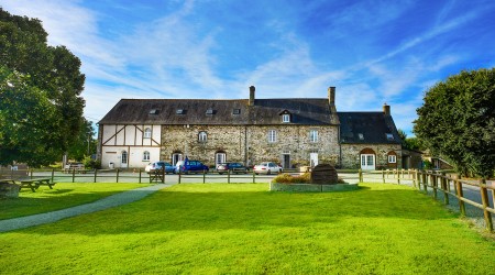 La Grand Ferme Exterior edit