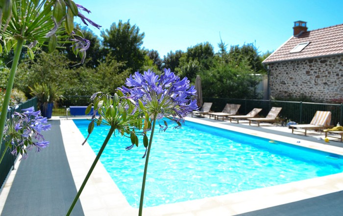 La Grand Ferme outdoor swimming pool