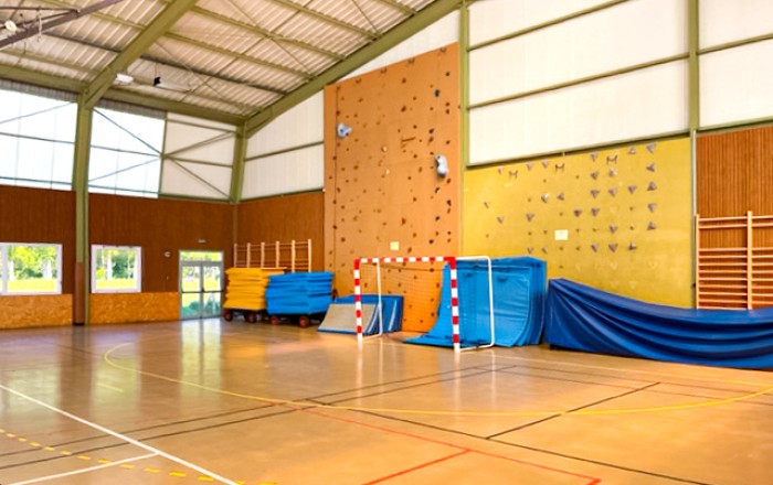 Gymnasium 2