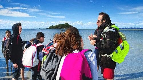 Mont Saint Michel bay walk led by animateur native French speaking instructor