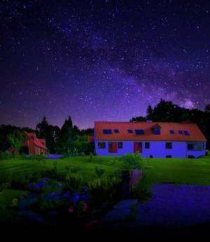 New year campaign image starry sky over the Moulin v2